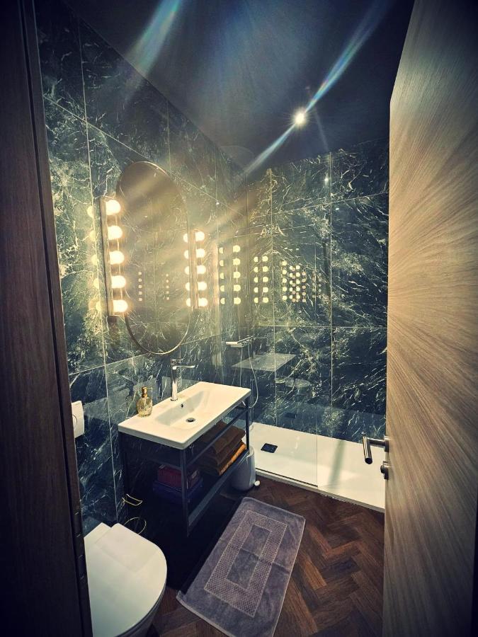 Booza 69 Luxury Rooms Split Exterior photo