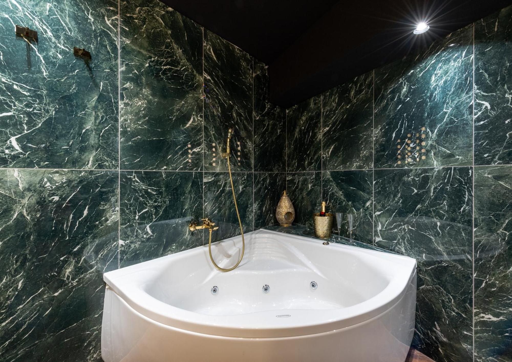 Booza 69 Luxury Rooms Split Exterior photo